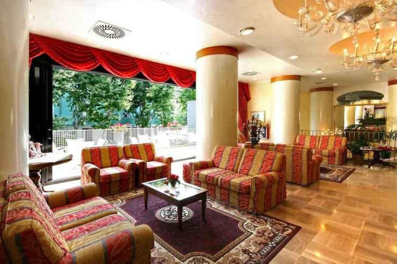 Hotel Metropolitan بيلاريا-إيجيا مارينا المظهر الخارجي الصورة