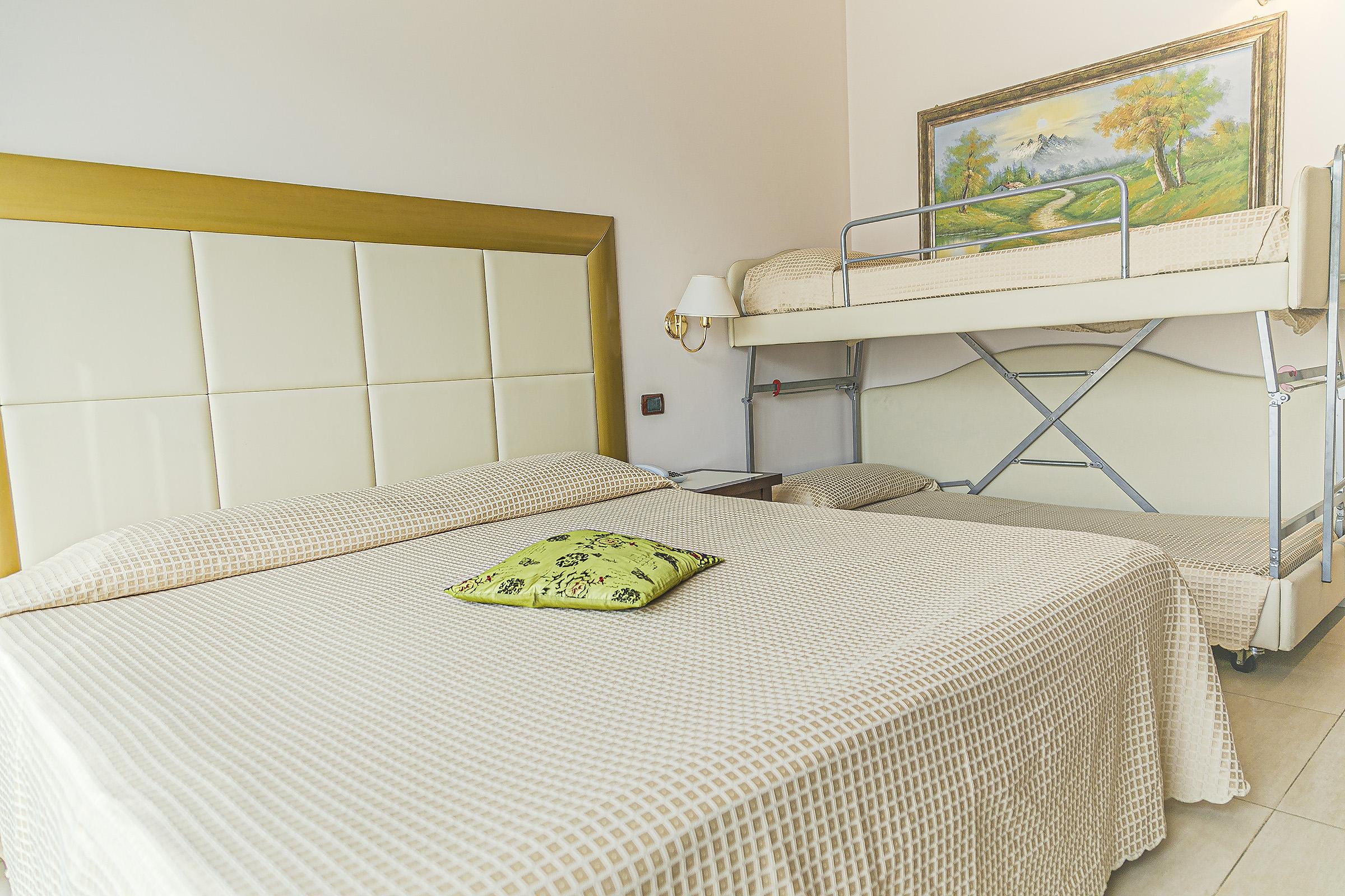 Hotel Metropolitan بيلاريا-إيجيا مارينا المظهر الخارجي الصورة