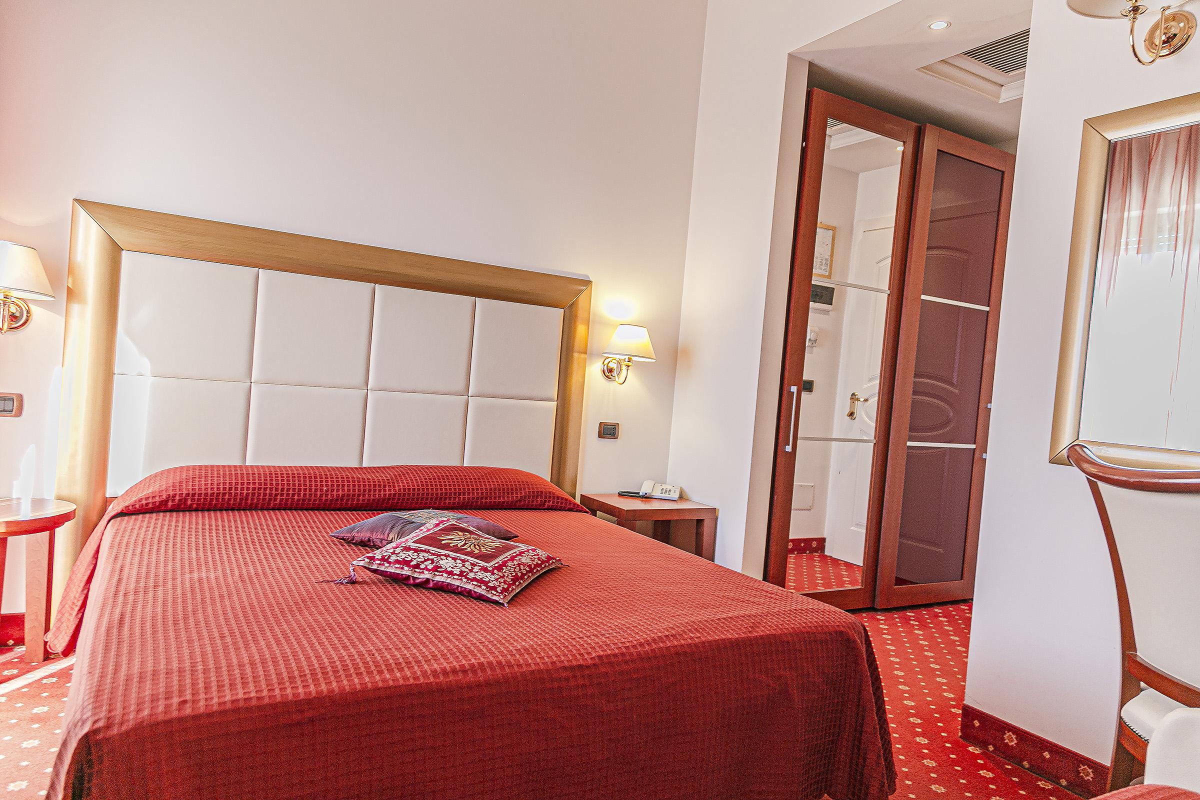Hotel Metropolitan بيلاريا-إيجيا مارينا المظهر الخارجي الصورة