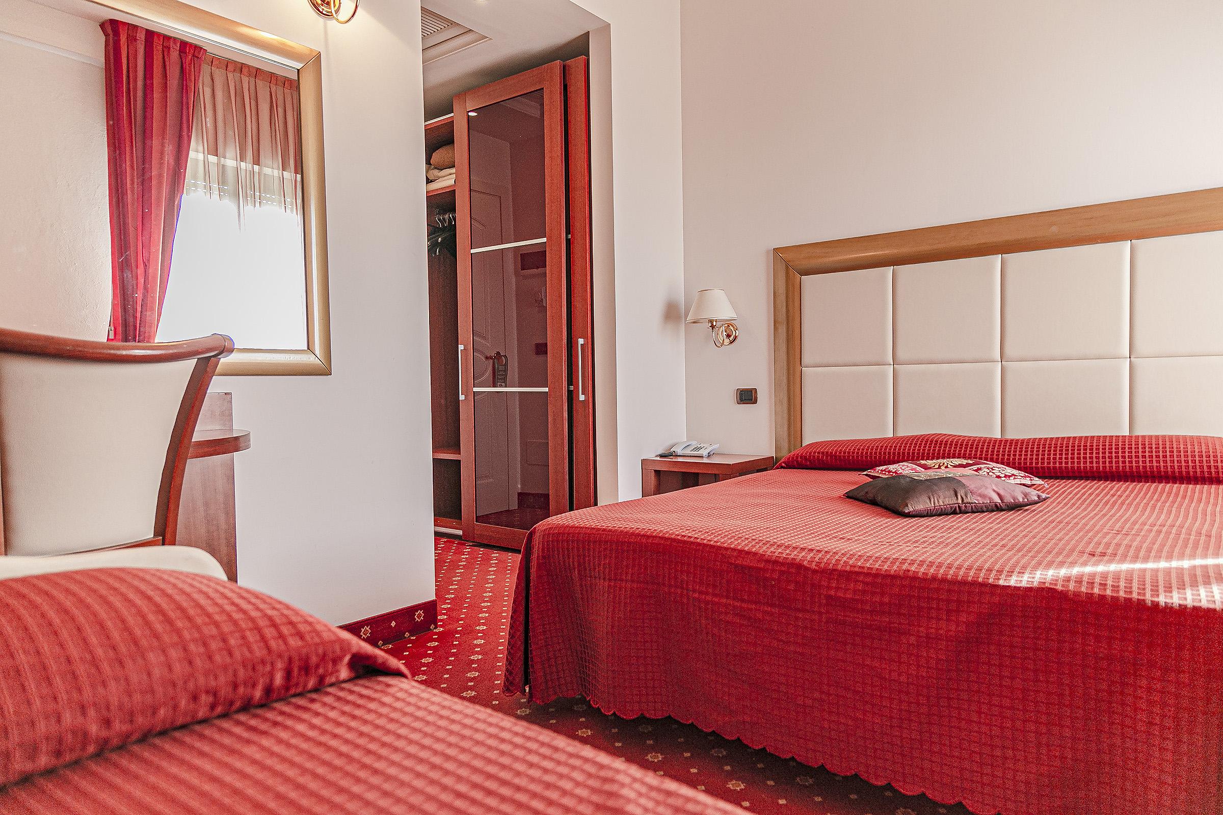 Hotel Metropolitan بيلاريا-إيجيا مارينا المظهر الخارجي الصورة