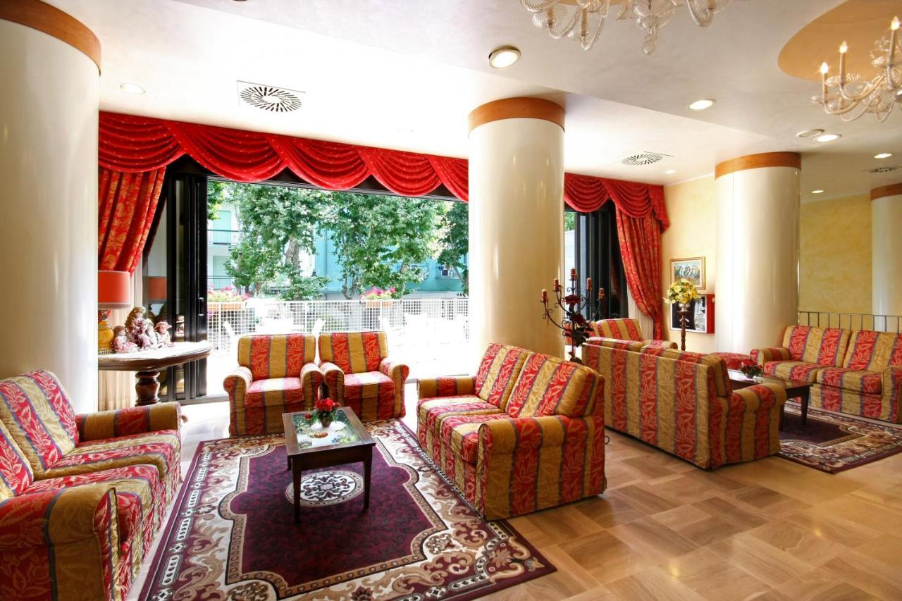 Hotel Metropolitan بيلاريا-إيجيا مارينا المظهر الخارجي الصورة